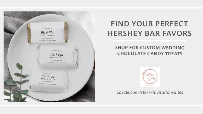 Black & white chic Hershey’s miniatures featuring ‘Mr & Mrs’ in elegant script, personalized with couple’s name and wedding date—perfect for weddings, bridal showers, and romantic celebrations.