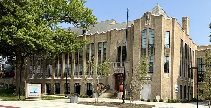 Metro HS