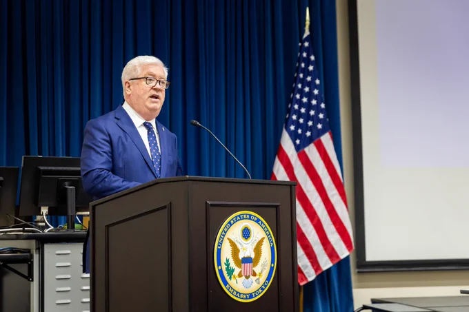 Ambassador Glass speaks at Invest in Space USA
