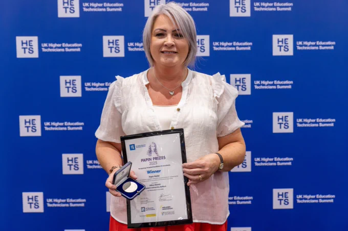 Queen's Technician Commitment Manager, Gillian Riddell, receives the Papin Medal at the UK Higher Education Technicians Summit (HETS) on 9 July 2025.