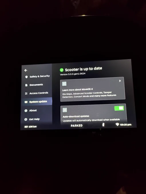Version Showing 5.0.0.Gen1.0624 and Bottom one showing MoveOS4 ???