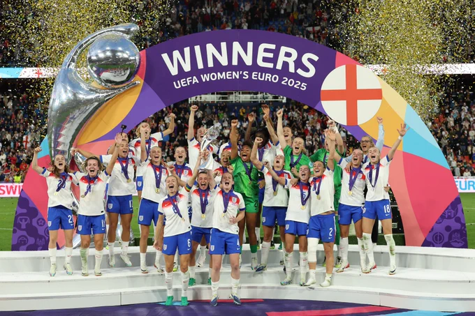 England celebrate and lift the trophy after winning UEFA Women's EURO 2025
