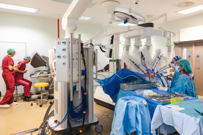 Peter Kyle viewing close-up on screen of robotic surgery
