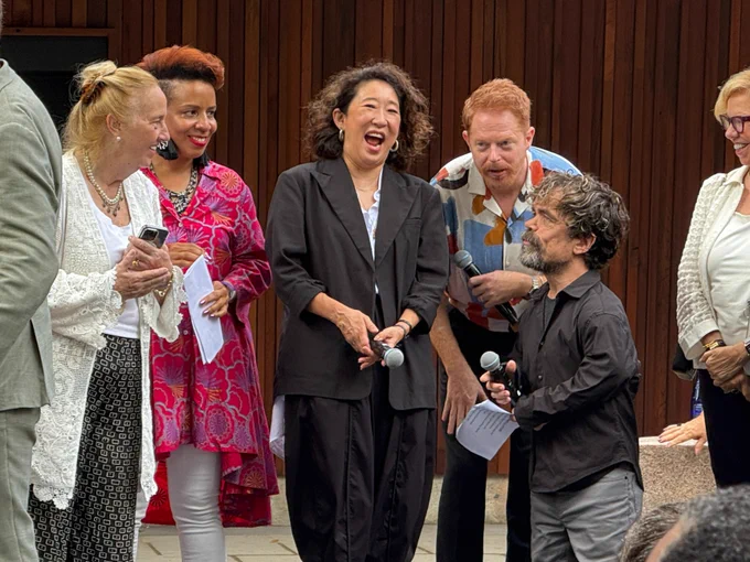 Commissioner Cumbo and Council Member Gale Brewer smile with Sandra Oh, Jesse Tyler Ferguson, and Peter Dinklage. 