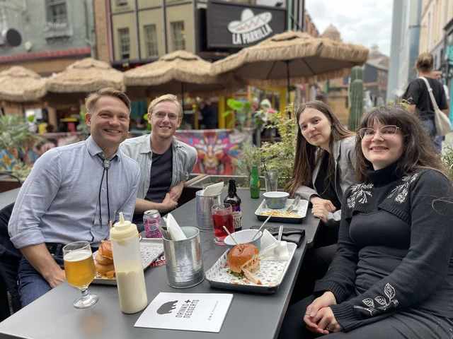 Halles Arbeitsgruppe für Datenanalytik und Bioinformatik trifft sich in Liverpool.