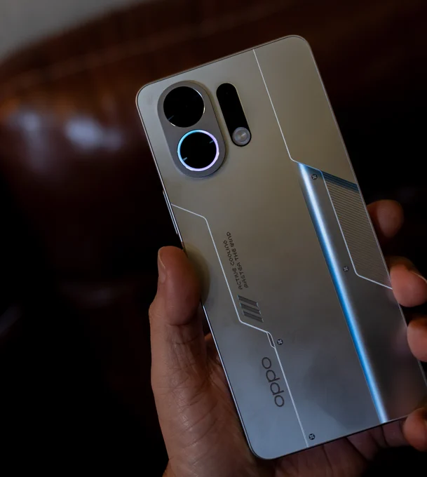on the OPPO K13 Turbo Pro in-built fan area the LED RGB light (customisable) 