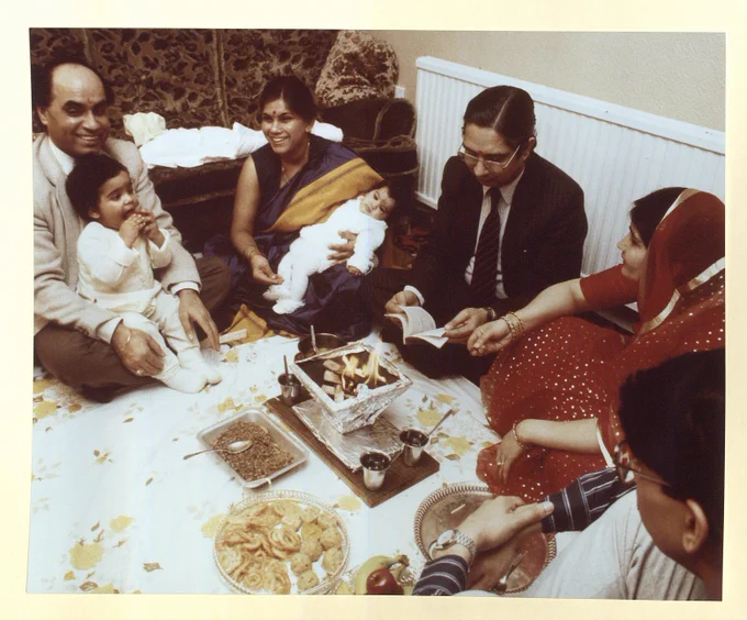 A photo labelled as: Shiv Pande and family colour press