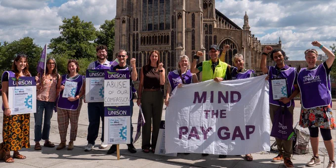 Norwich South MP Clive Lewis with Mind counsellors