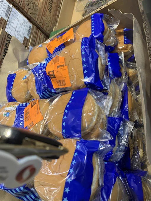 Love or Not 😎 Marmite Mac & Cheese!  Not in #landfill #landwaste but food on table to support families. 

distributing food to families, blue light workers to help with #CostOfLivingCrisis  

M&S Foodhall - Cannock
Oak Tree Trust Walsall
Balbir Seimar

#balseimar
#balbirseimar
#volunteersmakeadifference
#volunteersmakeadifference
#volunteering
#communitymatters
#letsgetwasupdone