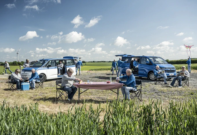 Volkswagen Caravelle 2.0 TDI 170 vs. Volkswagen Multivan 2.0 TDI DSG7 Long: Bataille de navwettes