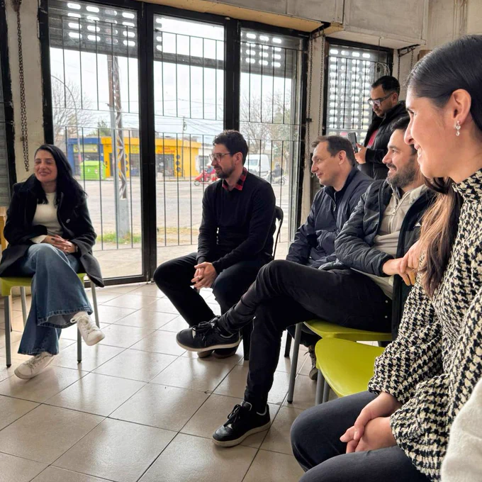 City exchange participants visit areas of Rosario where social violence prevention strategies are being implemented.