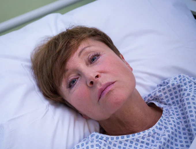 Lady in hospital bed looking distressed & confused. #delirium