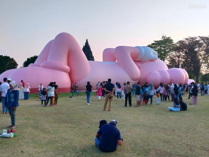 Hari ini, tanggal 5 Agustus 2025 sebagian orang di seluruh dunia memperingati Blogger Day atau Hari Blogger. Ini bukan tentang Hari Bloger Nasional, melainkan peringatan khusus yang didedikasikan untuk menghormati salah satu platform paling abadi dan berpengaruh di era digital—Blogger (blogspot).