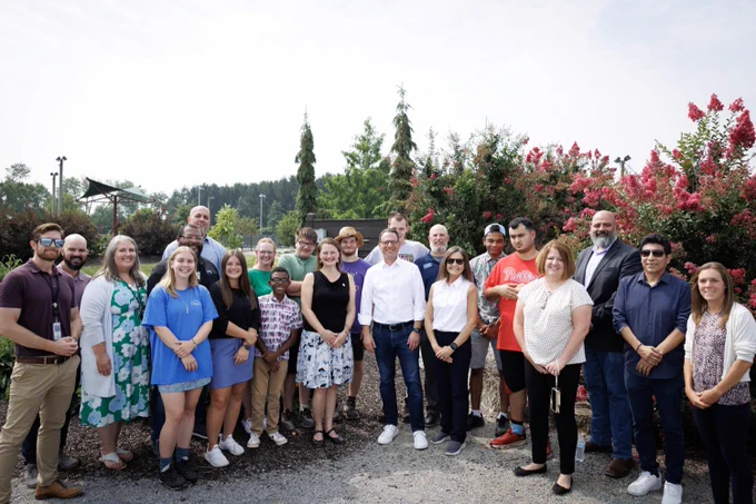 Governor Josh Shapiro and L&I Secretary Nancy Walker pose for a group photo at the OVR MY Work event at Overlook Park in Lancaster County. 