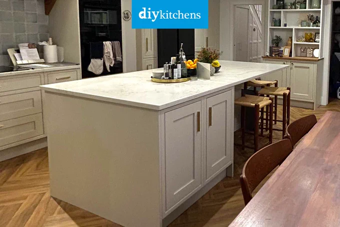An Innova Helmsley Mussel Inframe  #kitchen | DIY Kitchens