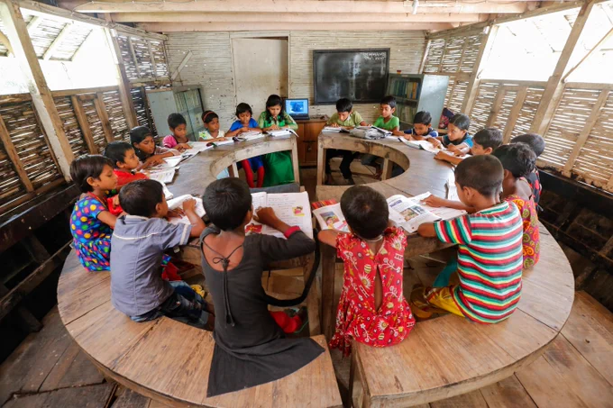 Boat school - Abir Abdullah-Climate Visuals Countdown