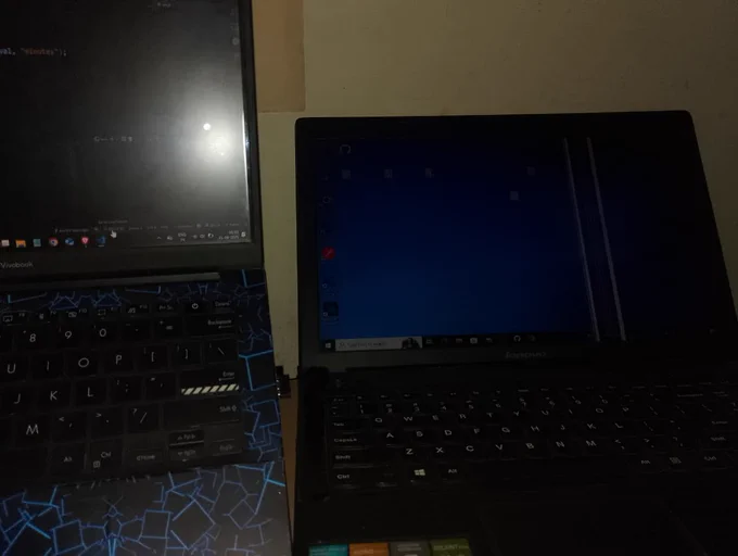 It's a Lenovo PC from 2016. 6GB RAM and 500GB HDD.
