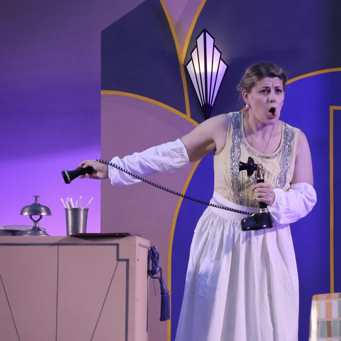 Sian Dicker (soprano) as Mirandolina, Salieri's 'The Landlady'