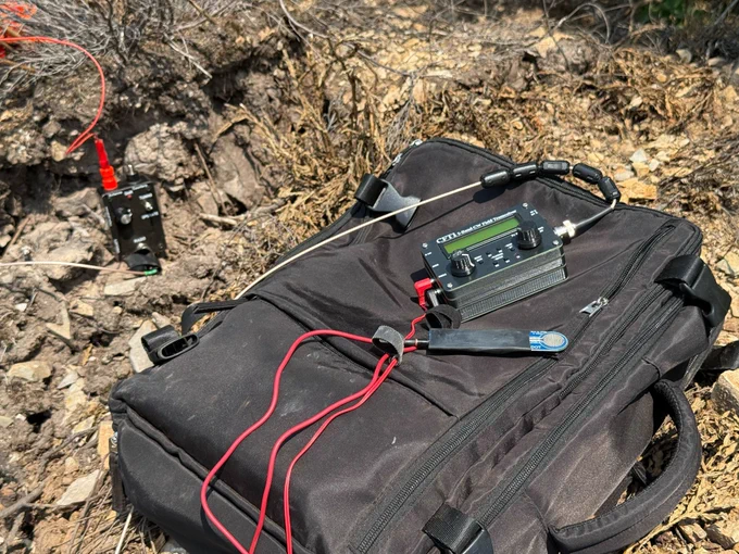 CFT1, VK3IL/VE6LK pressure paddle & ILERTENNA tuner from EA3GCY.