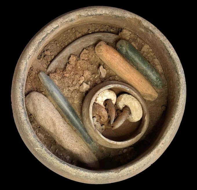 11,000-Year-Old Stone Plate Unearthed in Karahantepe