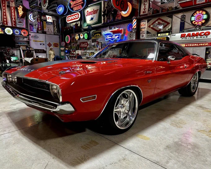 Big HEMI energy. This custom 1970 Dodge Challenger R/T is powered by 472ci HEMI engine mated to a rebuilt matching-numbers 4-speed manual transmission. Catch it at the 2025 Scottsdale Fall Auction!
