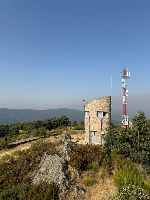 Stone tower on top of Cueto Rosales.