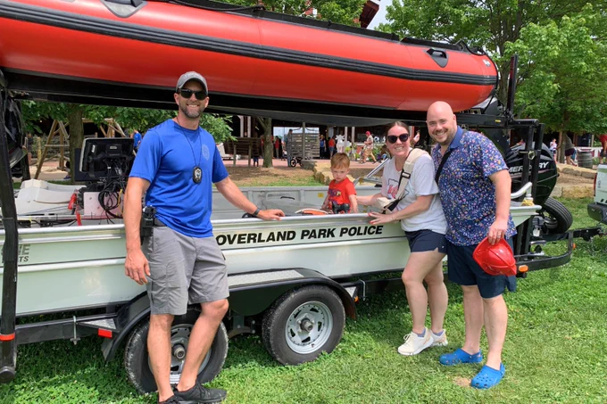 Family talks with OP Police Officer from Water Safety