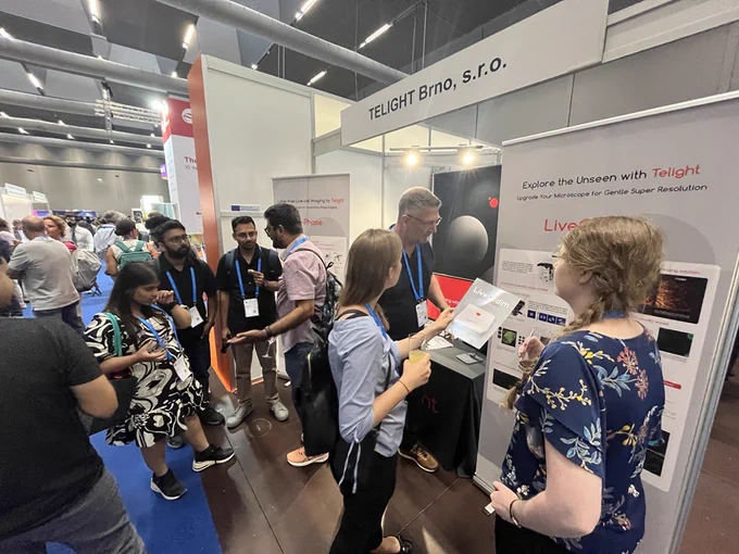 Find out how we can advance your research. Peter Zehetmayer and Lucie are there to help you explore the unseen. 
