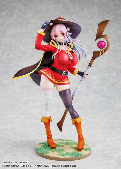 フィギュア「すーぱーそに子 めぐみんver.」正面