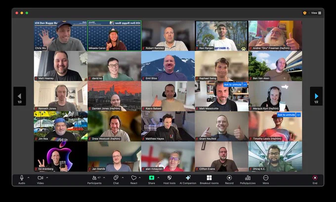 Participants at iOSDevHappyHour on a Zoom call