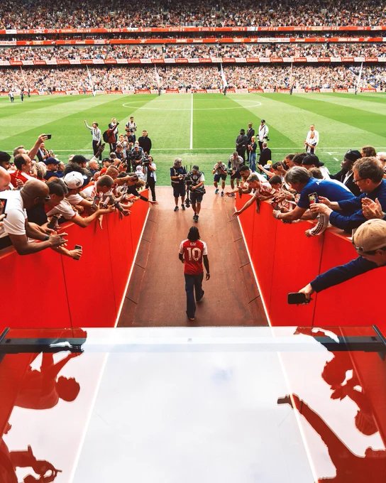 Eberechi Eze being unveiled to Arsenal supporters at Emirates Stadium 