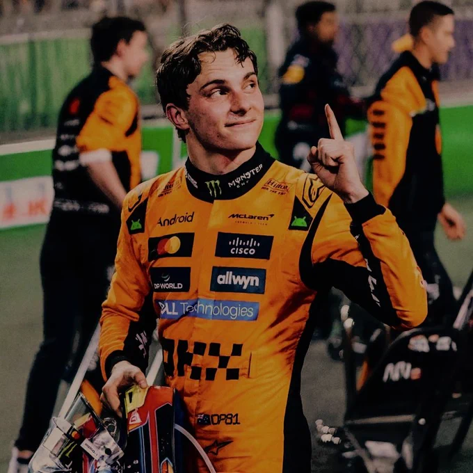 𝙾𝚂𝙲𝙰𝚁 𝙹𝙰𝙲𝙺 𝙿𝙸𝙰𝚂𝚃𝚁𝙸 —— 𝟐𝟎𝟎𝟏. called by the media as 𝗍͟𝗁͟𝖾͟ ͟𝗌͟𝗂͟𝗅͟𝖾͟𝗇͟𝗍͟ ͟𝖺͟𝗌͟𝗌͟𝖺͟𝗌͟𝗌͟𝗂͟𝗇͟ , 𝗐͟𝖾͟𝖻͟𝖻͟𝖾͟𝗋͟'𝗌͟ 𝗋͟𝖾͟𝗏͟𝖾͟𝗇͟𝗀͟𝖾 , 𝗍͟𝗁͟𝖾͟ 𝗊͟𝗎͟𝗂͟𝖾͟𝗍͟ 𝗌͟𝗍͟𝗈͟𝗋͟𝗆 . it's a 𝗯𝗶𝘀𝗲𝘅𝘂𝗮𝗹 𖬺 𝗻͟𝗲͟𝘂͟𝗿͟𝗼͟𝗱͟𝗶͟𝘃͟𝗲͟𝗿͟𝗴͟𝗲͟𝗻͟𝘁  𝓯𝟏 𝐝𝐫𝐢𝐯𝐞𝐫 for 𝐦𝐜𝐥𝐚𝐫𝐞𝐧 𝐦𝐚𝐬𝐭𝐞𝐫𝐜𝐚𝐫𝐝 𝐟𝟏 𖬺 𝗆͟𝗈͟𝖽͟𝖾͟𝗅 . he is 𝓯𝟐 𖬺 𝓯𝟑 𝗐͟𝗈͟𝗋͟𝗅͟𝖽͟ 𝖼͟𝗁͟𝖺͟𝗆͟𝗉͟𝗂͟𝗈͟𝗇 𖬺 𝟮𝟬𝟮𝟯'𝘀 𝗿𝗼𝗼𝗸𝗶𝗲 𝗼𝗳 𝘁𝗵𝗲 𝘆𝗲𝗮𝗿 from 🇦🇺 . 𝗼͟𝘂͟𝘁͟ 𝗼͟𝗳͟ 𝘁͟𝗿͟𝗮͟𝗰͟𝗸 , he is the first of four siblings , 𝗺𝗼𝘁𝗼𝗿𝘀𝗽𝗼𝗿𝘁 𝗻𝗲𝗿𝗱𝘆 𖬺 computer engineering 𖬺 data science 𝖼͟𝗈͟𝗅͟𝗅͟𝖾͟𝗀͟𝖾͟ ͟𝗌͟𝗍͟𝗎͟𝖽͟𝖾͟𝗇͟𝗍 . animals 𖬺 retro things enthusiast ゝ 𝗴𝗮𝗺𝗲𝗿 𖬺 𝗽𝗼𝗽 𖬺 𝗵𝗼𝘂𝘀𝗲 music lover . a lovely 𖬺 semi-canon character written by #ʜᴇᴘʙᴜʀɴ . 

( 𝐭𝐰: 𝐯𝐢𝐨𝐥𝐞𝐧𝐜𝐞, 𝐦𝐞𝐧𝐭𝐚𝐥 𝐡𝐞𝐚𝐥𝐭𝐡 𝐢𝐬𝐬𝐮𝐞𝐬, 𝐬𝐞𝐱 𖬺 𝐦𝐨𝐫𝐞 𝐦𝐚𝐭𝐮𝐫𝐞 𝐭𝐡𝐞𝐦𝐞𝐬 𝐚𝐡𝐞𝐚𝐝 . . . )