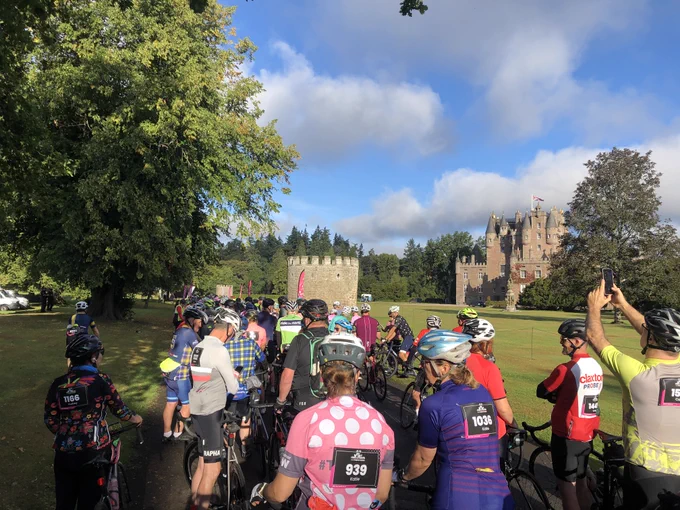 In start queue Glamis Castle