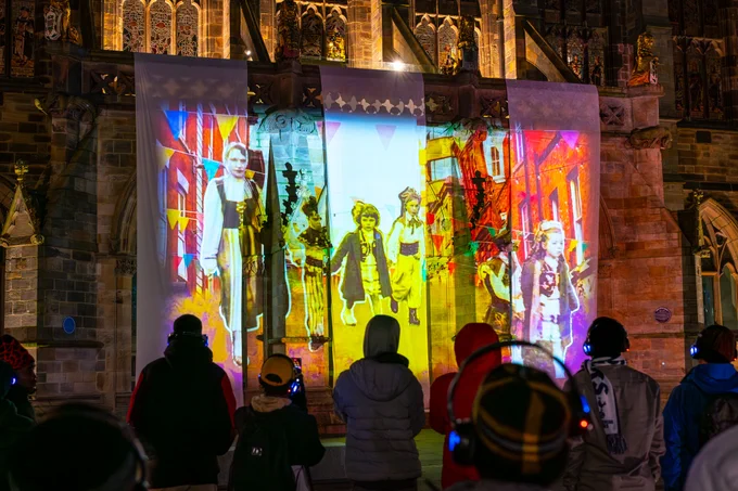 Projection onto a building 