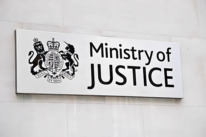 The platform, launched in 2021, delivered up to 12,000 daily court hearing updates to 1,500  journalists.

Courtsdesk previously exposed:
▪️ No advance notice for 1.6M criminal hearings
▪️ Listings accurate on just 4.2% of sitting days

The shutdown comes amid controversy surrounding MP Rupert Lowe’s Rape Gang Inquiry and a 100K  petition demanding free court transcripts.

Elon Musk and others have criticized the move, calling it a step toward reduced transparency.

The Ministry says press access will continue under a new data license.