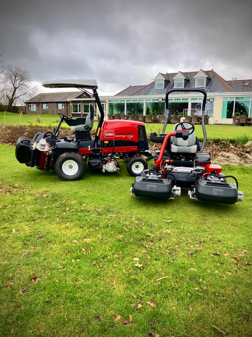 RM 5010H and eTriflex 3370 delivered this morning to Clitheroe Golf Club.