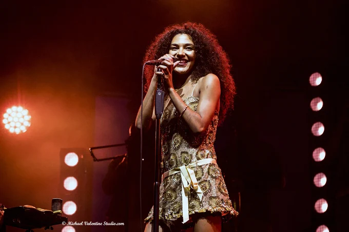Olivia Dean @ the Love Supreme Jazz Festival, 6 July 2024... https://michaelvalentinestudio.com/soul_other/olivia_dean_lsjf2024/index.php