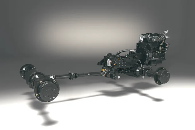 A detailed view shows a JCB Powertrain.