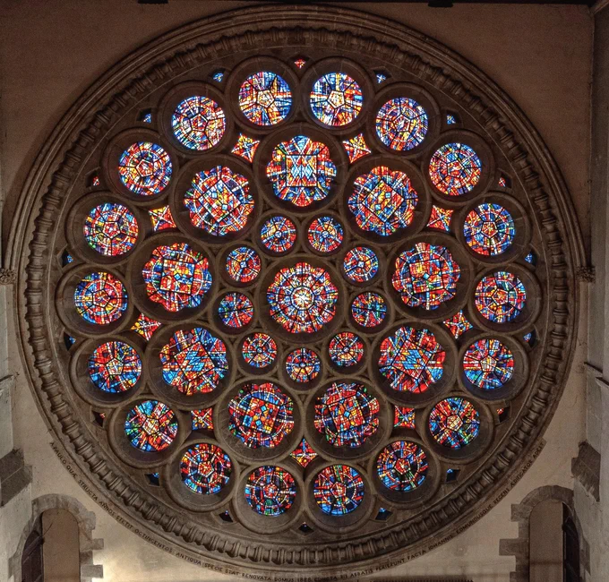 Wow. We can announce 3rd place in the hunt for the Nation's Favourite Stained Glass Window and it goes to a glorious explosion of colour created by Alan Younger ...

🥉 Rose Window at St Albans Cathedral 🥉