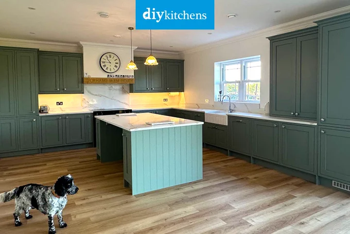An Innova Helmsley Reed Green Inframe #kitchen | DIY Kitchens