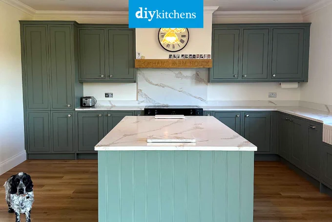 An Innova Helmsley Reed Green Inframe #kitchen | DIY Kitchens