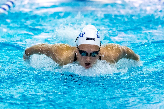 Action shot of Duke swimmer Martina Peroni