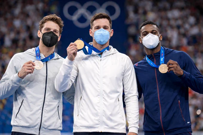 AI Image - Olympic medal winners wearing N95s