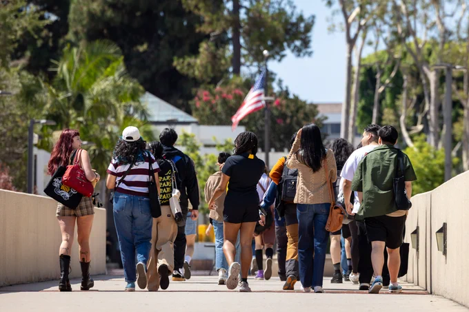 CSULB Students on campus