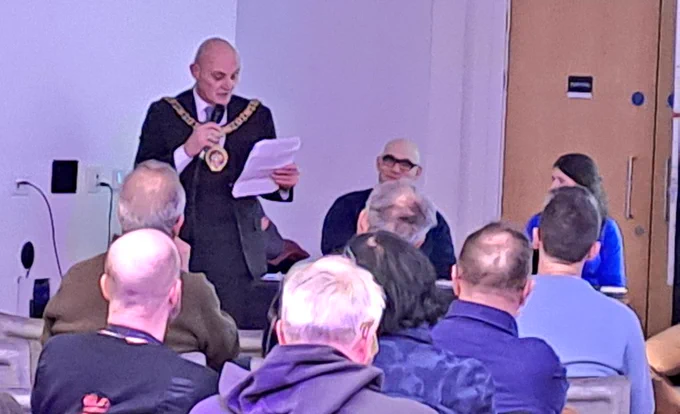 Lord Mayor speaking to audience