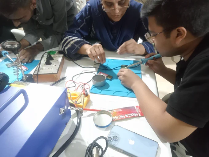 soldering on mobile phone PCB