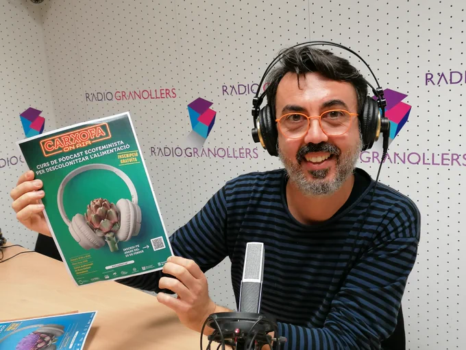 Damià Caro, de ComSoc-Comunicació Social, presenta "Carxofa on air".