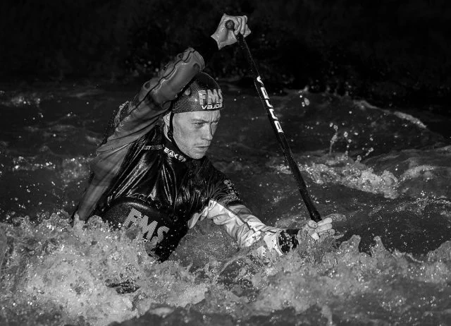 MONO PDI: (20) 'Focussed On The Gate' - by Vin Scothern