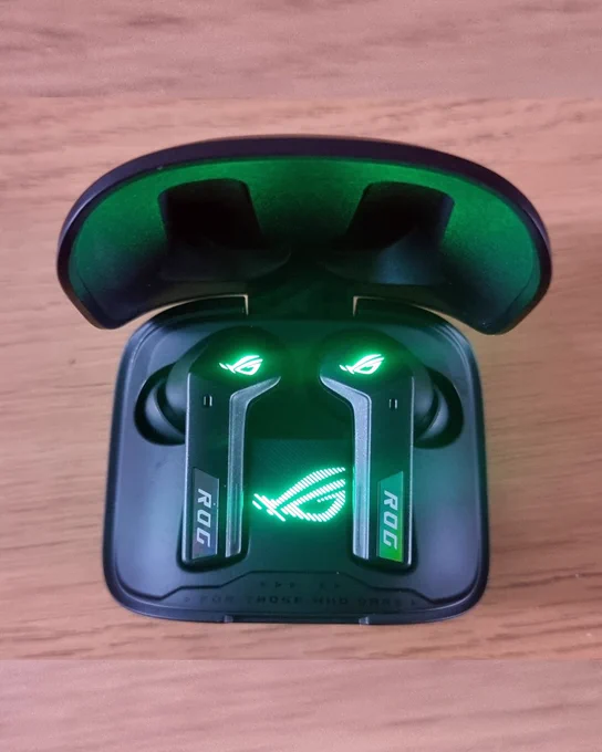 ASUS ROG Cetra True Wireless Gaming Earbud
Ultra-low latency   premium sound for PC, PS5, PS4, Switch, Mobile & ROG Ally/X


