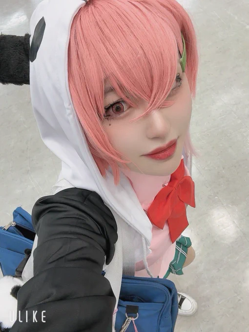 男用に設定した加工設定すぎて女の子やるとちょっとフェイスライン削れすぎるから｢beauty plus｣で一生懸命逆加工しています